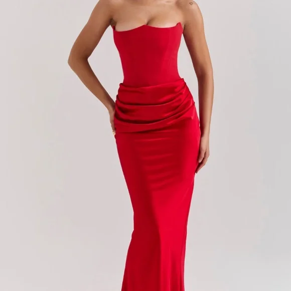 HOUSE OF CB PERSEPHONE RED CORSET MAXI DRESS SIZE XS REG CUP - Picture 2 of 7